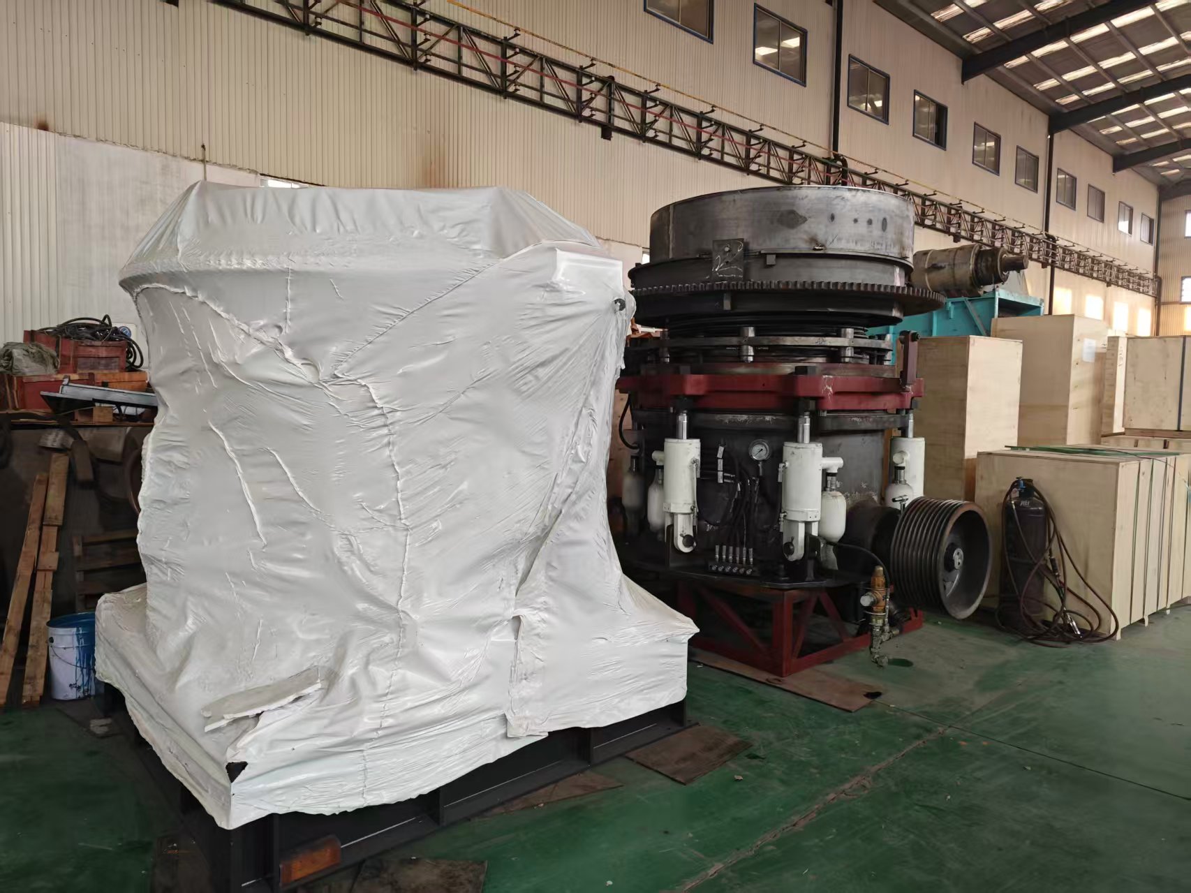 SUNREX cone crusher assembly