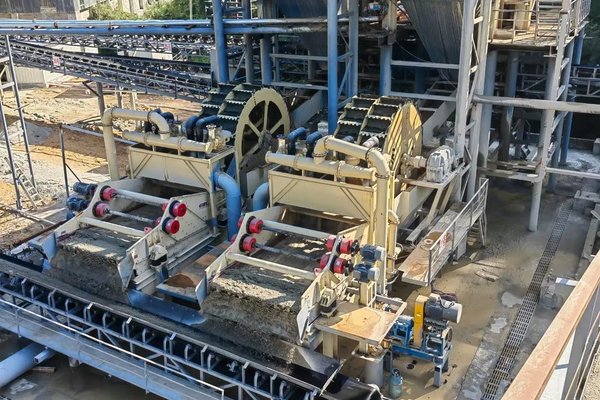 Wheel sand washer downstream of VSI